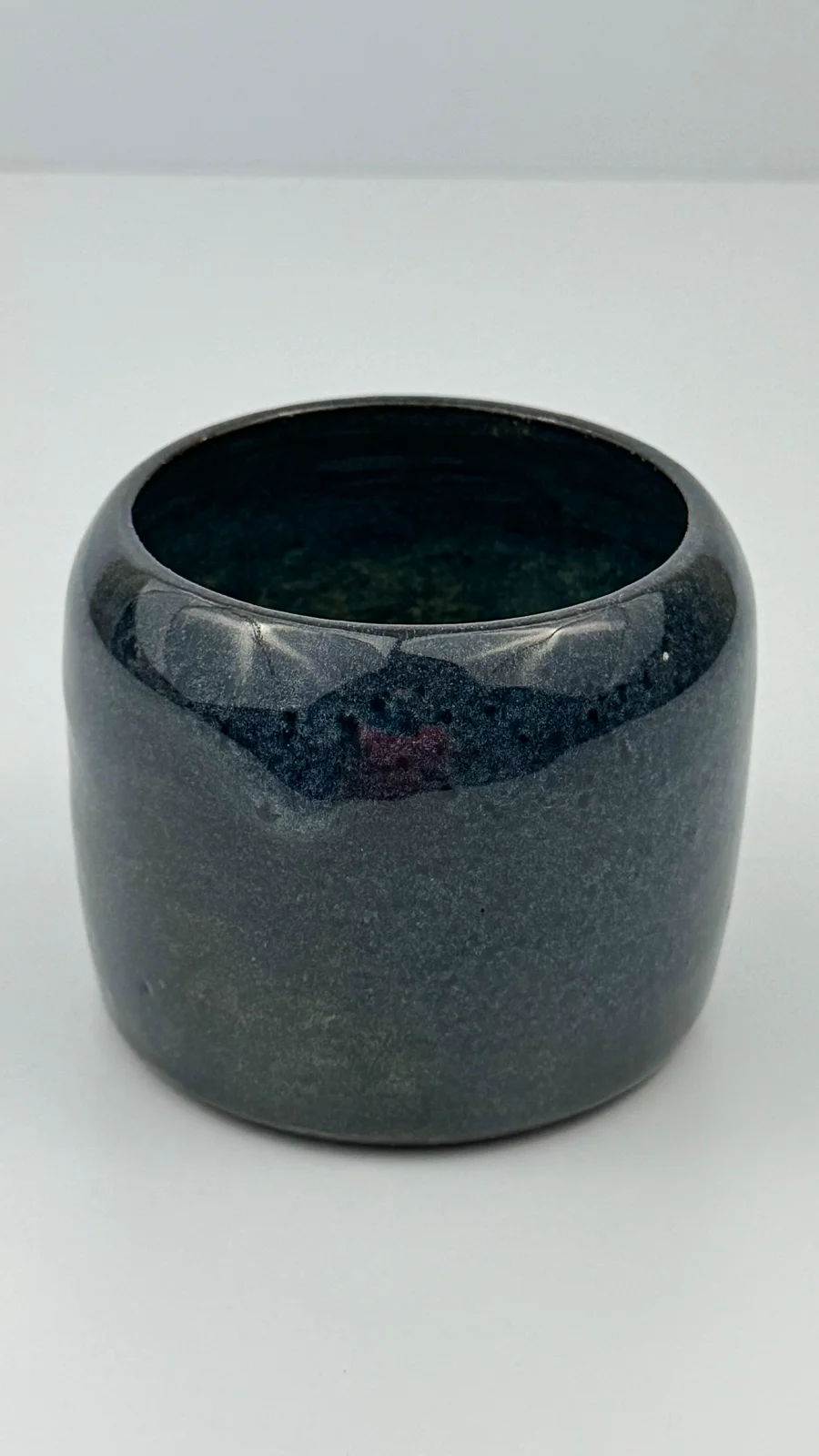 mtvessell_pottery_azure_1-2 Top view of a handcrafted ceramic vessel from mtvessell Pottery's Azure collection