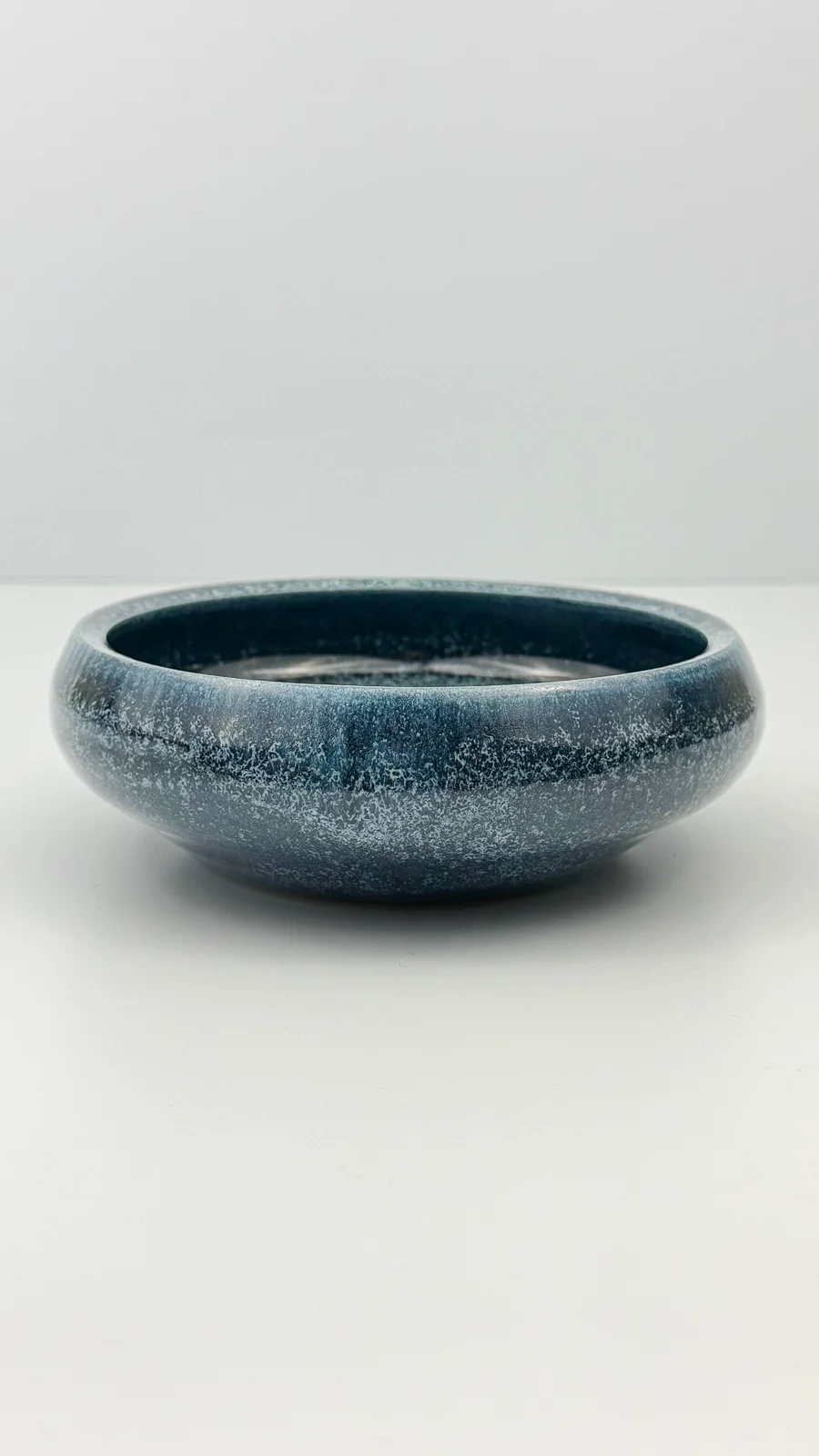 mtvessell_pottery_azure_10-5 Top view of a handcrafted ceramic vessel from mtvessell Pottery's Azure collection