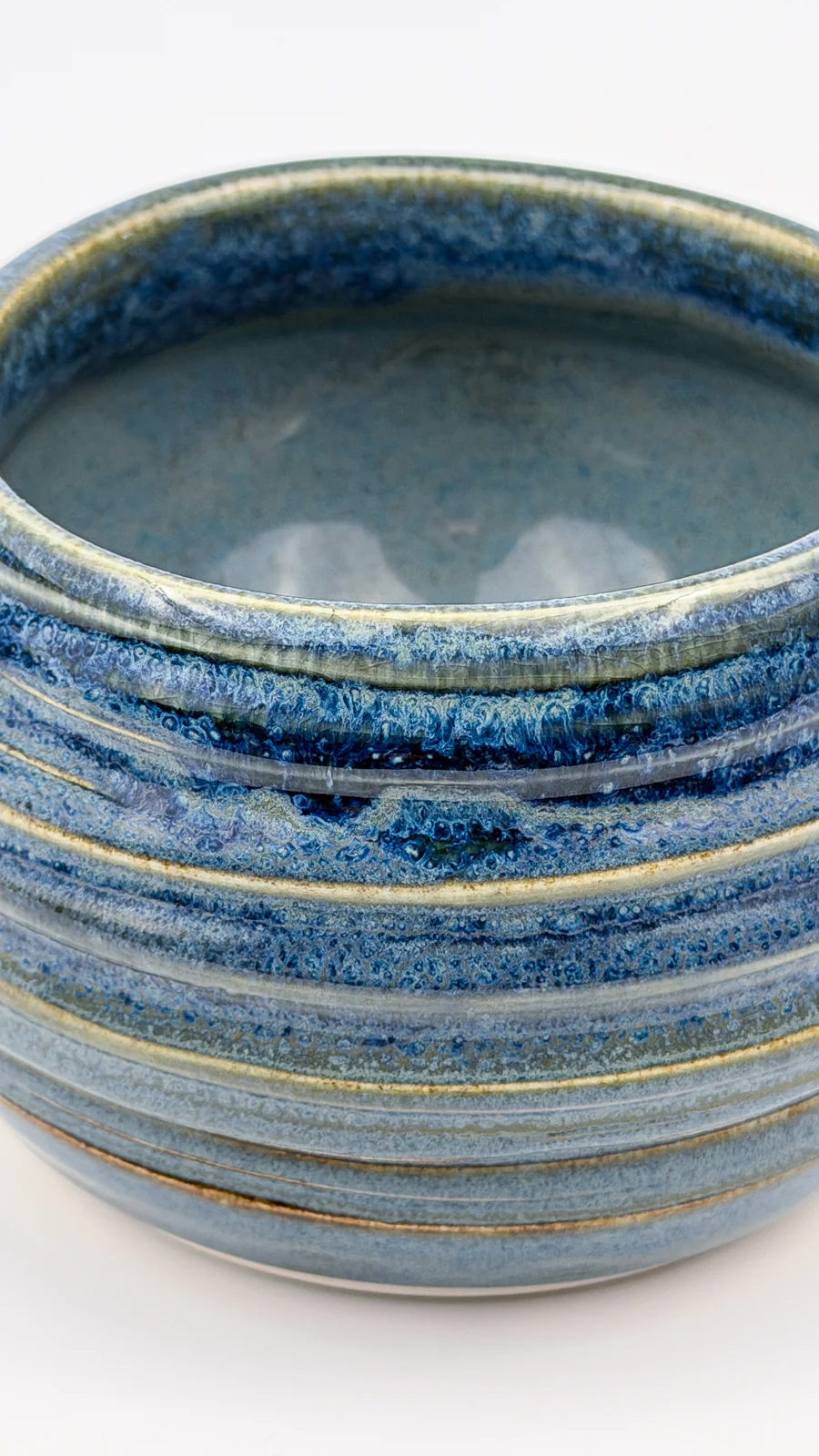 mtvessell_pottery_azure_5-2 Top detail view of a handcrafted ceramic vessel from mtvessell Pottery's Azure collection