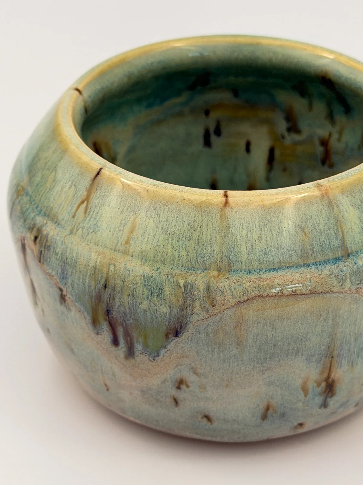 mtvessell_pottery_freckled_2-3