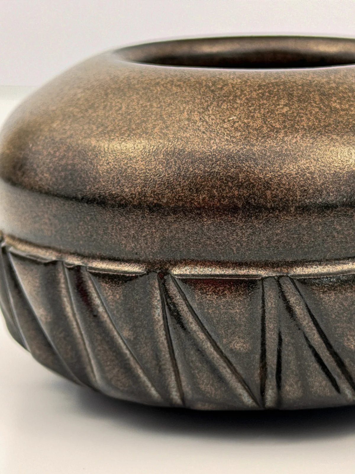 mtvessell_pottery_graphite_2-3