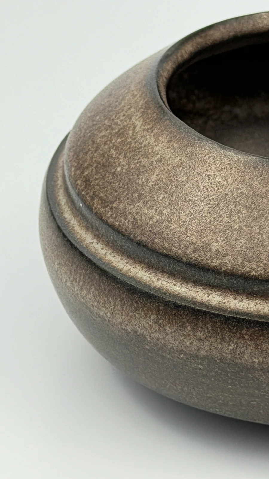mtvessell_pottery_graphite_6-3