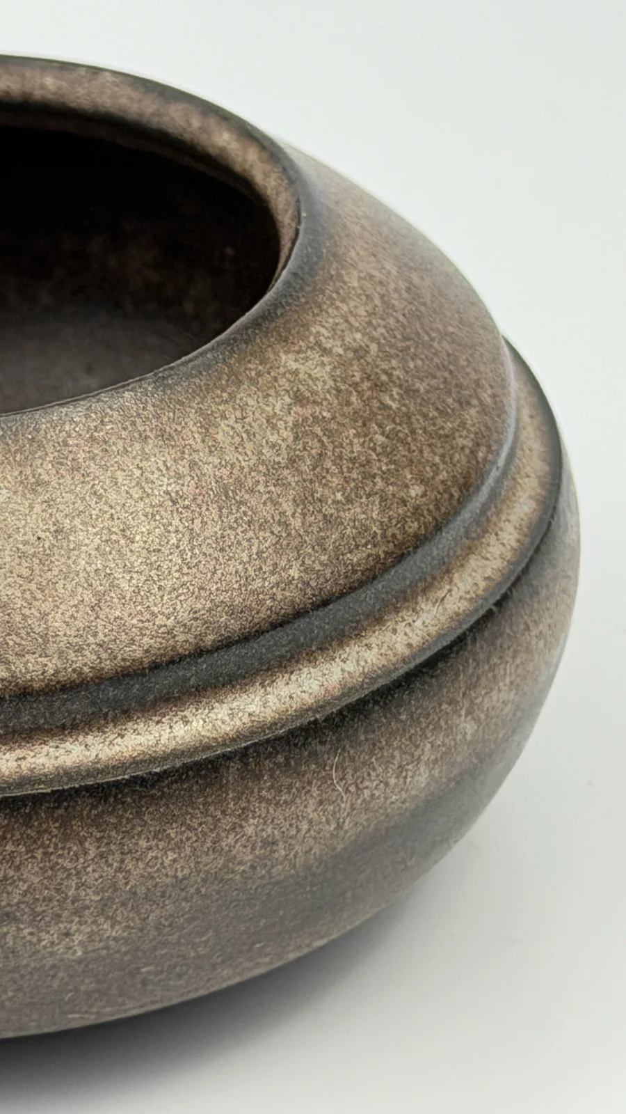 mtvessell_pottery_graphite_6-4