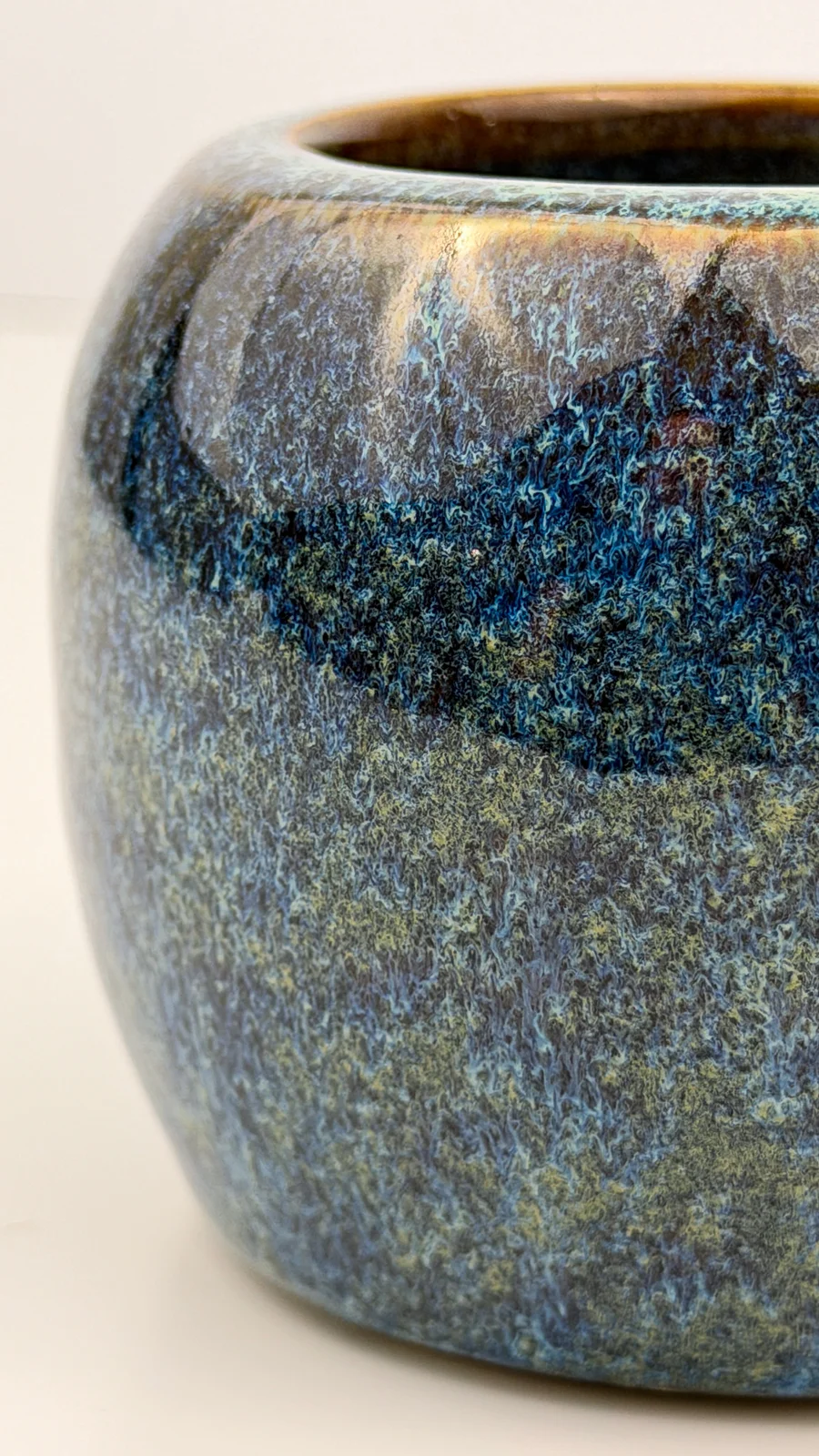 mtvessell_pottery_lagoon_1-4 mtvessell_pottery_lagoon_1-4
