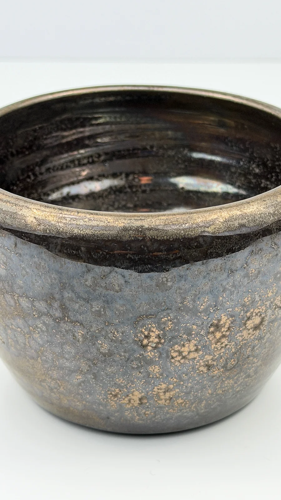 mtvessell_pottery_metallic_1-1 mtvessell_pottery_metallic_1-1