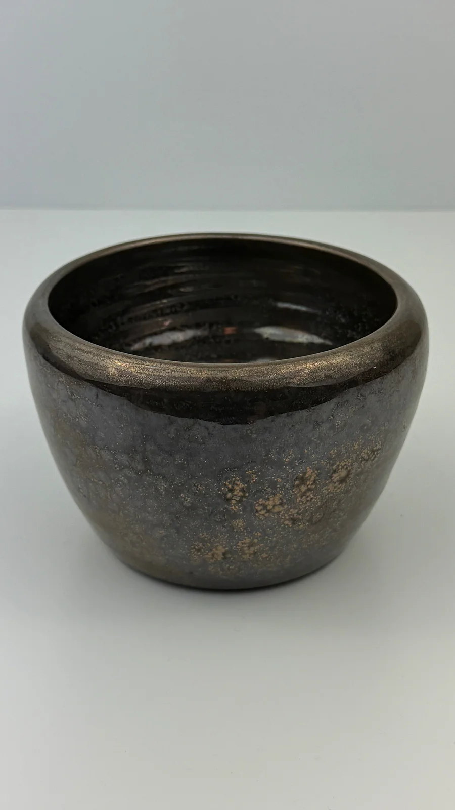 mtvessell_pottery_metallic_1-2 mtvessell_pottery_metallic_1-2