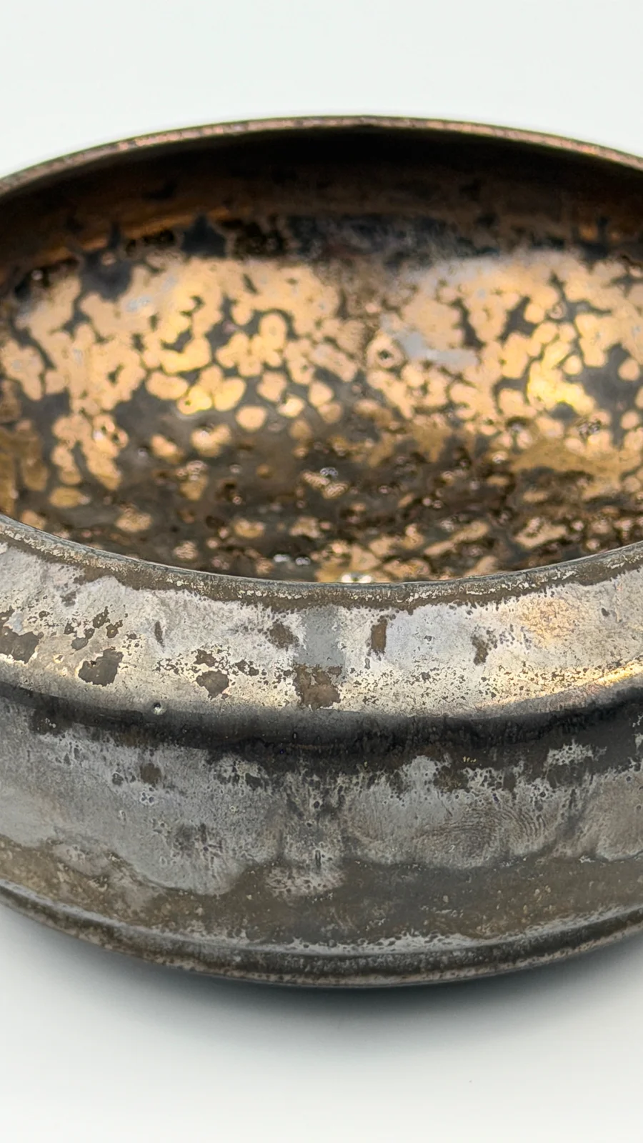 mtvessell_pottery_metallic_3-6 mtvessell_pottery_metallic_3-6
