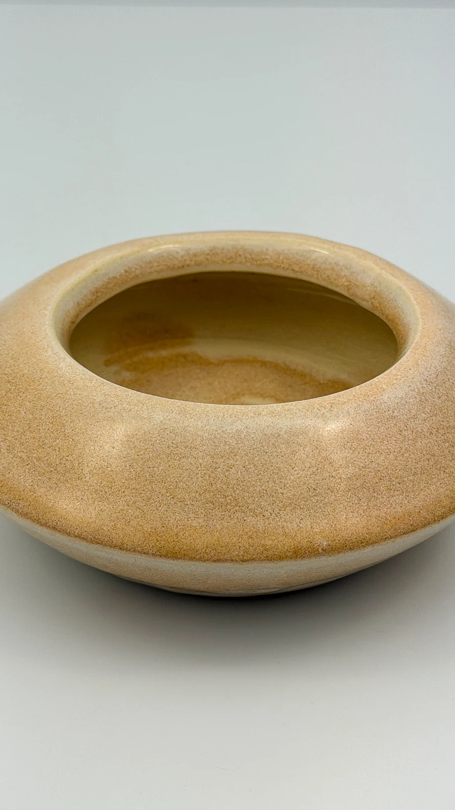 mtvessell_pottery_ochre_3-1 mtvessell_pottery_ochre_3-1