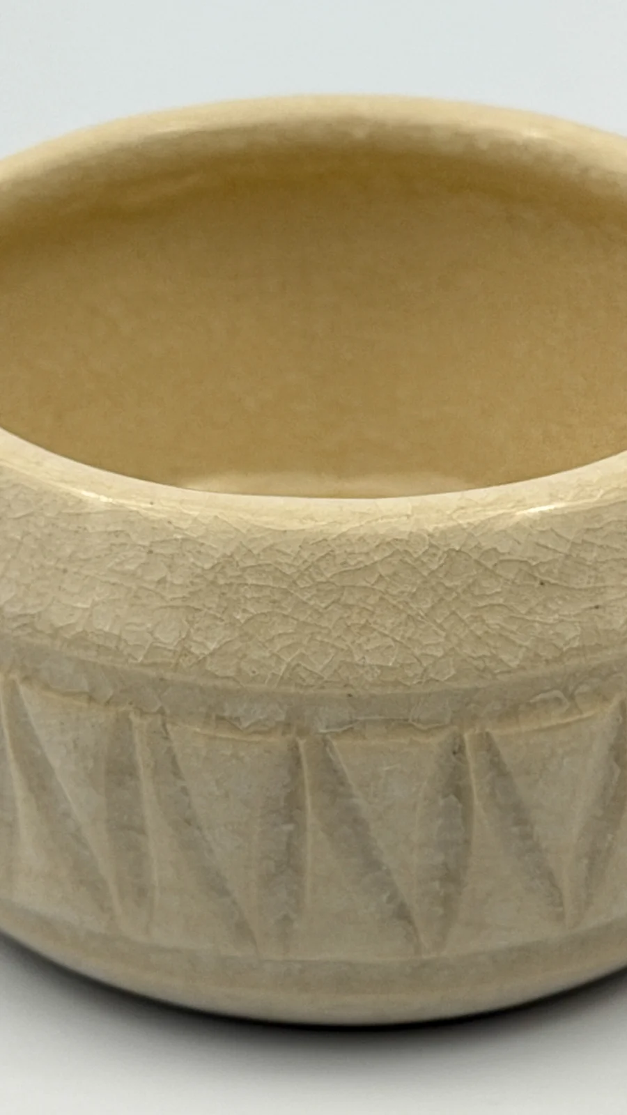 mtvessell_pottery_ochre_8-2 mtvessell_pottery_ochre_8-2