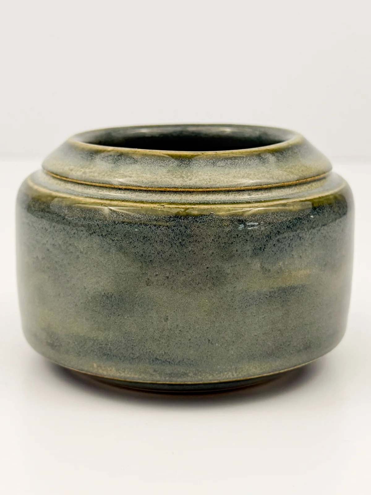 mtvessell_pottery_storm_1-4 mtvessell_pottery_storm_1-4